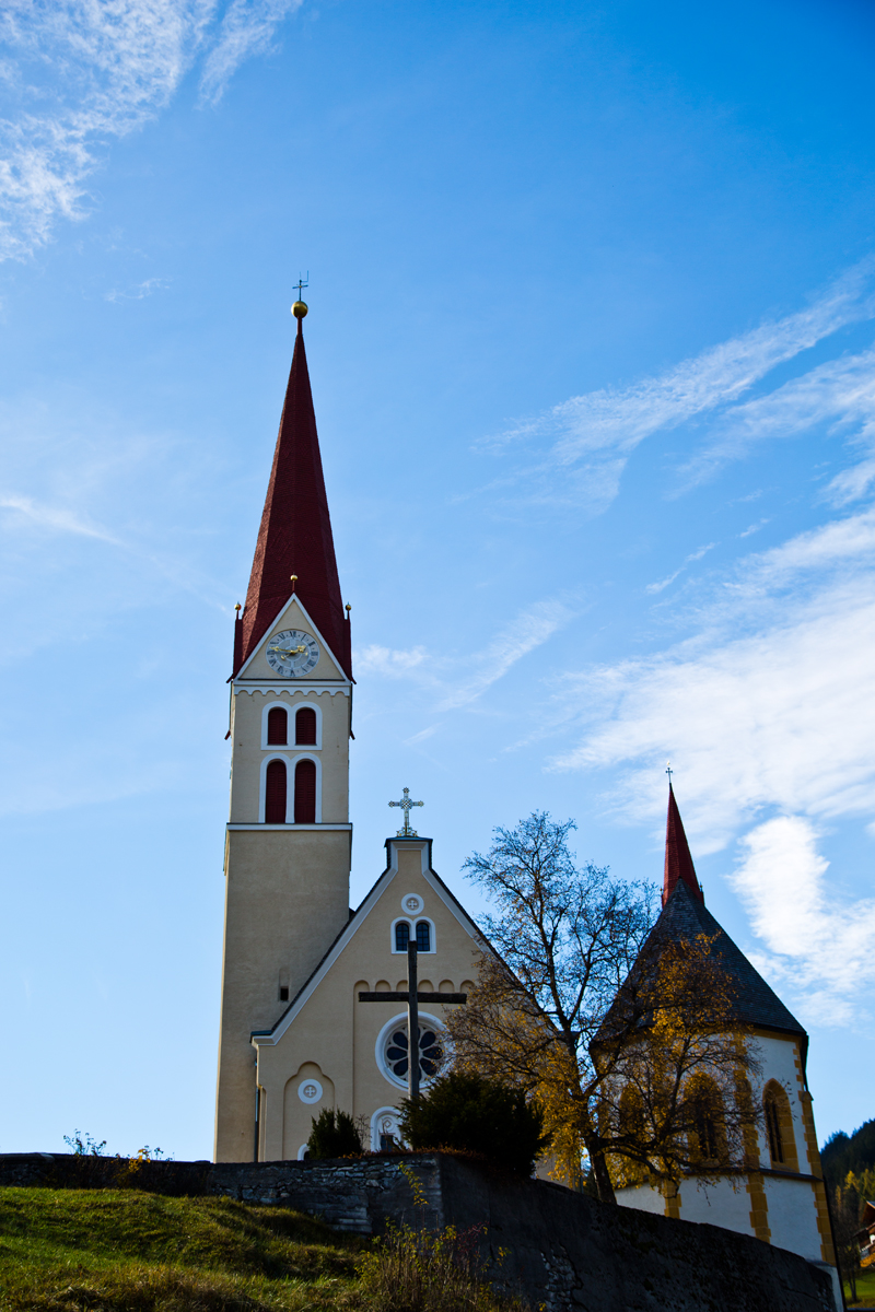 Pfarrkirche Unsere Liebe Frau Mariä Himmelfahrt - Holzgau