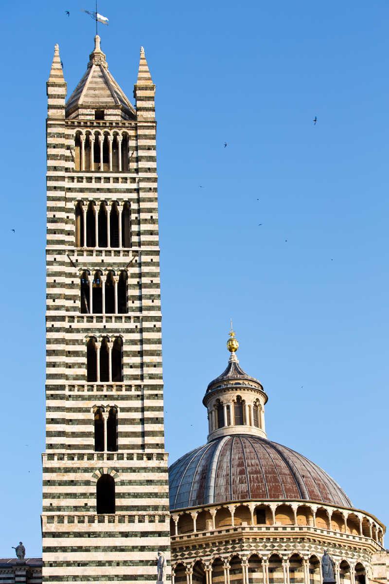 Turm und Kuppel Cattedrale di Santa Maria Assunta
